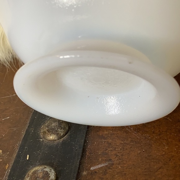 . Antique White Opaline Bowl - Opalescent Milk Glass Bowl - Picture 7 of 10